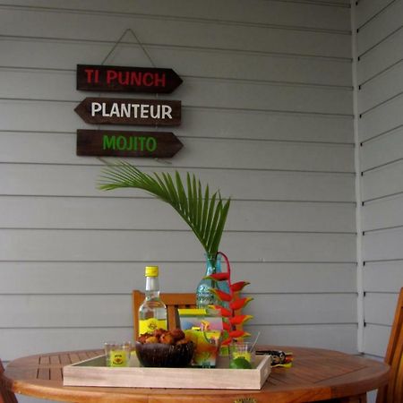 Or Bleu-Bungalow Volcan Soufriere-Vue Sur Mer Saint-Claude Exterior foto