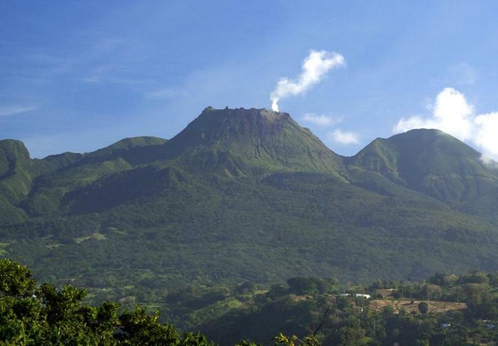 Or Bleu-Bungalow Volcan Soufriere-Vue Sur Mer Saint-Claude Exterior foto